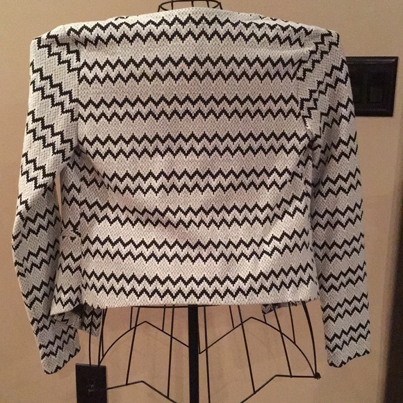 Maurice’s Blazer - Picture 2 of 6